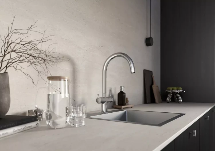 opt-interior-white-&-black-(filtrata-chrome)-bft41.webp