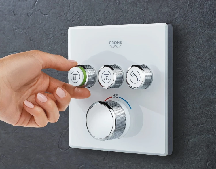 Bateria natryskowa GROHE GROHTHERM SMARTCONTROL podtynkowy element zewnętrzny 3-funkcyjna, biały 29157LS0