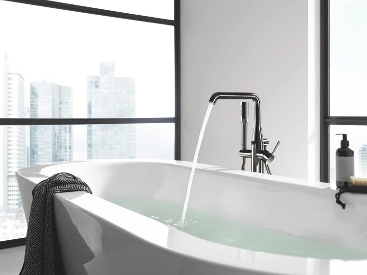 Bateria wannowa GROHE ESSENCE wolnostojąca, hard graphite 23491A01