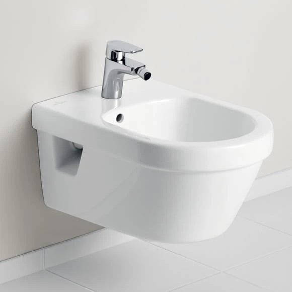 Bidet wiszący VILLEROY&BOCH OMNIA ARCHITECTURA CeramicPlus, biały 548400R1