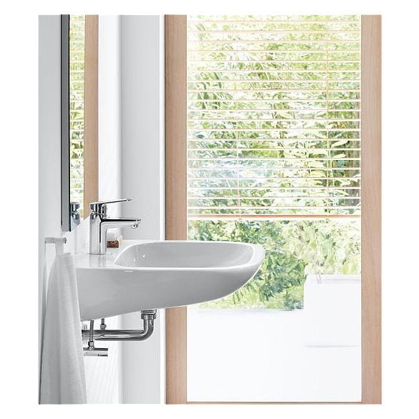 Umywalka DURAVIT D-Code 600x550 dla niepelnosprawnych, z otworem, biała 23126000002