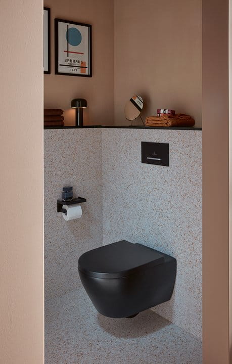 Miska wisząca VILLEROY&BOCH SUBWAY 2.0 56cm, CeramicPlus, heban 5614R0S5