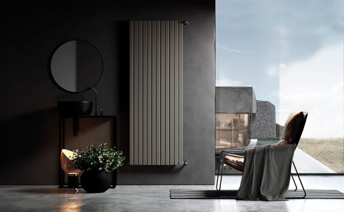 Piano black 1.jpg