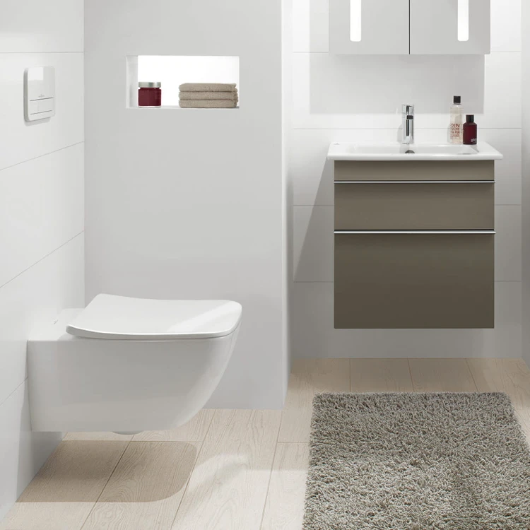 Miska wisząca WC VILLEROY&BOCH VENTICELLO DIRECTFLUSH biała CeramicPlus 4611R0R1