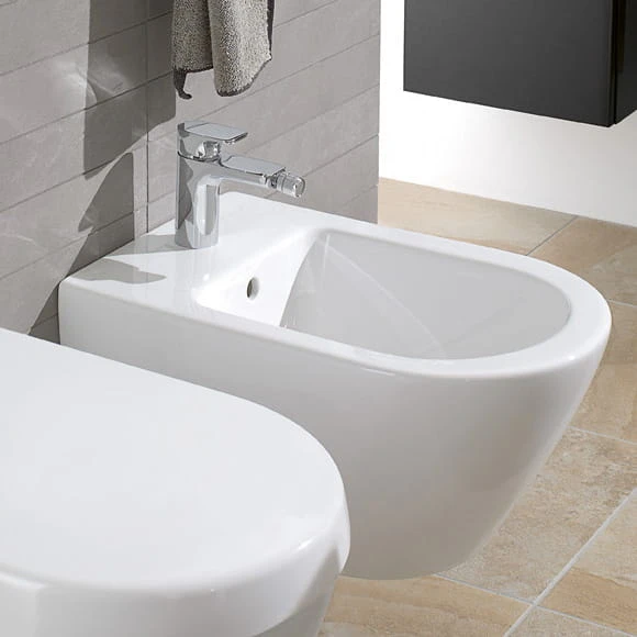 Bidet wiszący VILLEROY&BOCH SUBWAY 2.0 56.5cm, biały 54000001