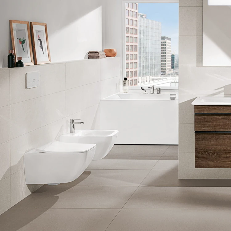 Miska wisząca WC VILLEROY&BOCH VENTICELLO DIRECTFLUSH biała CeramicPlus 4611R0R1